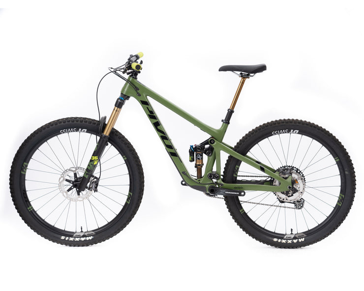 Pivot Switchblade Pro XT Treeline Green w/ Carbon Wheels MD