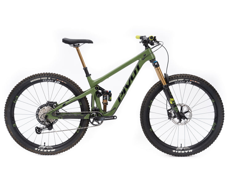 Pivot Switchblade Pro XT Treeline Green w/ Carbon Wheels MD