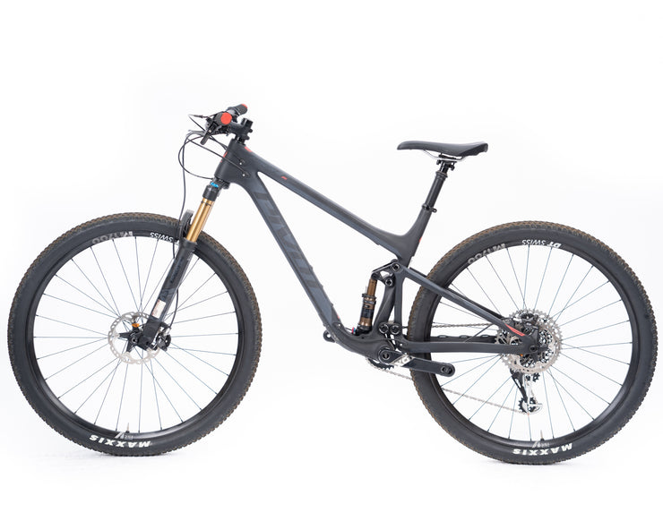 Pivot Mach 4 SL Pro XO1 Stealth LG