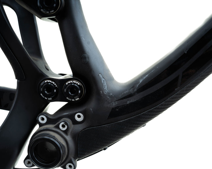 [Blem] Pivot Mach6 Carbon Frame Large Black/Green
