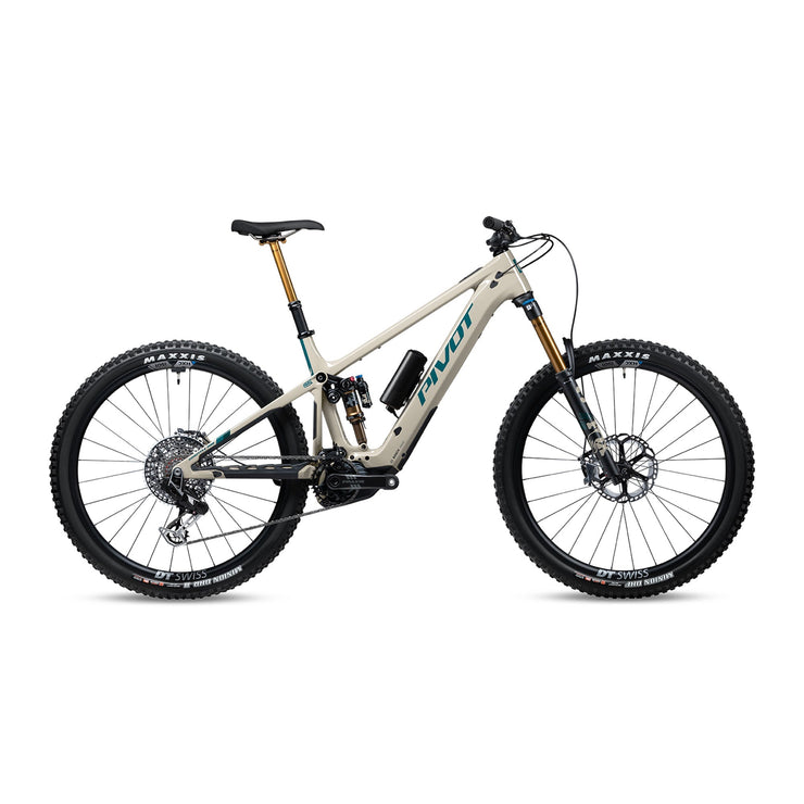 Pivot Shuttle AM Team XX Eagle Transmission Bike w/Range Extender