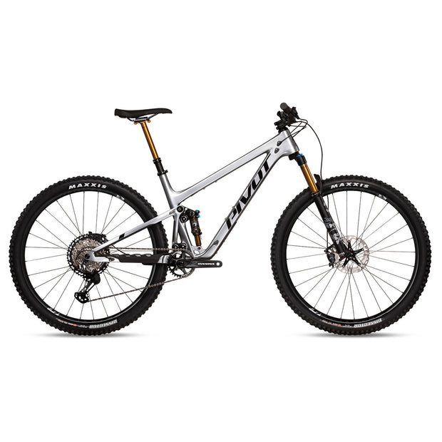 Pivot Trail 429 PRO XT/XTR Bike w/ Carbon Wheel Upgrade