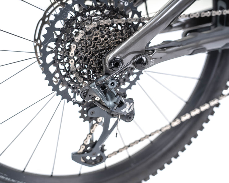 [D&R Pre-Owned] 2022 Specialized Levo Expert Carbon - Carb/Smk/Blk S3