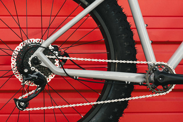 6061 Trail+ Fat Bike - Stone Grey