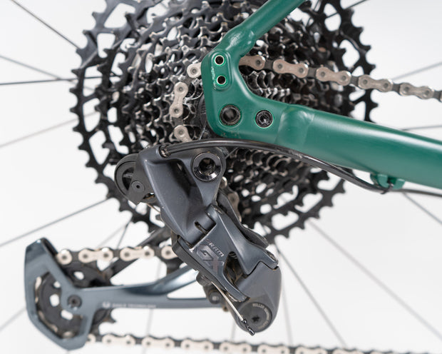 [D&R Pre-Owned] 2023 Specialized Diverge E5 Expert EVO - Pngrn/Fstgrn/Chrm L