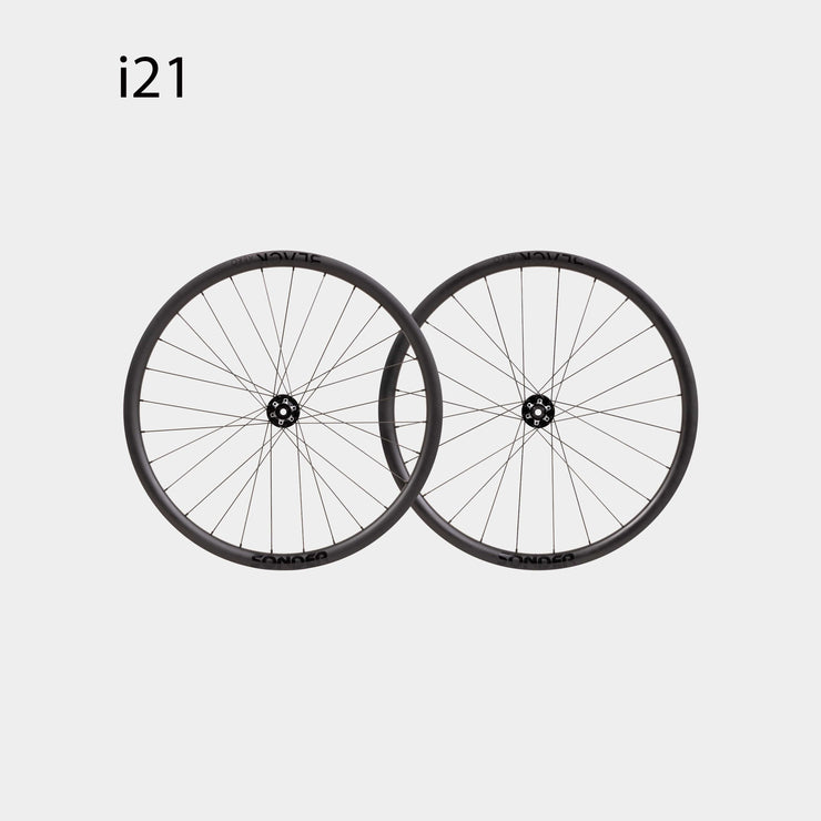 Sonder Black i21 Carbon Aero Wheelset