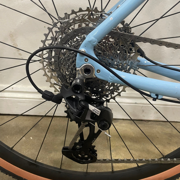 Demo Bike / Camino Al / Medium / Sky